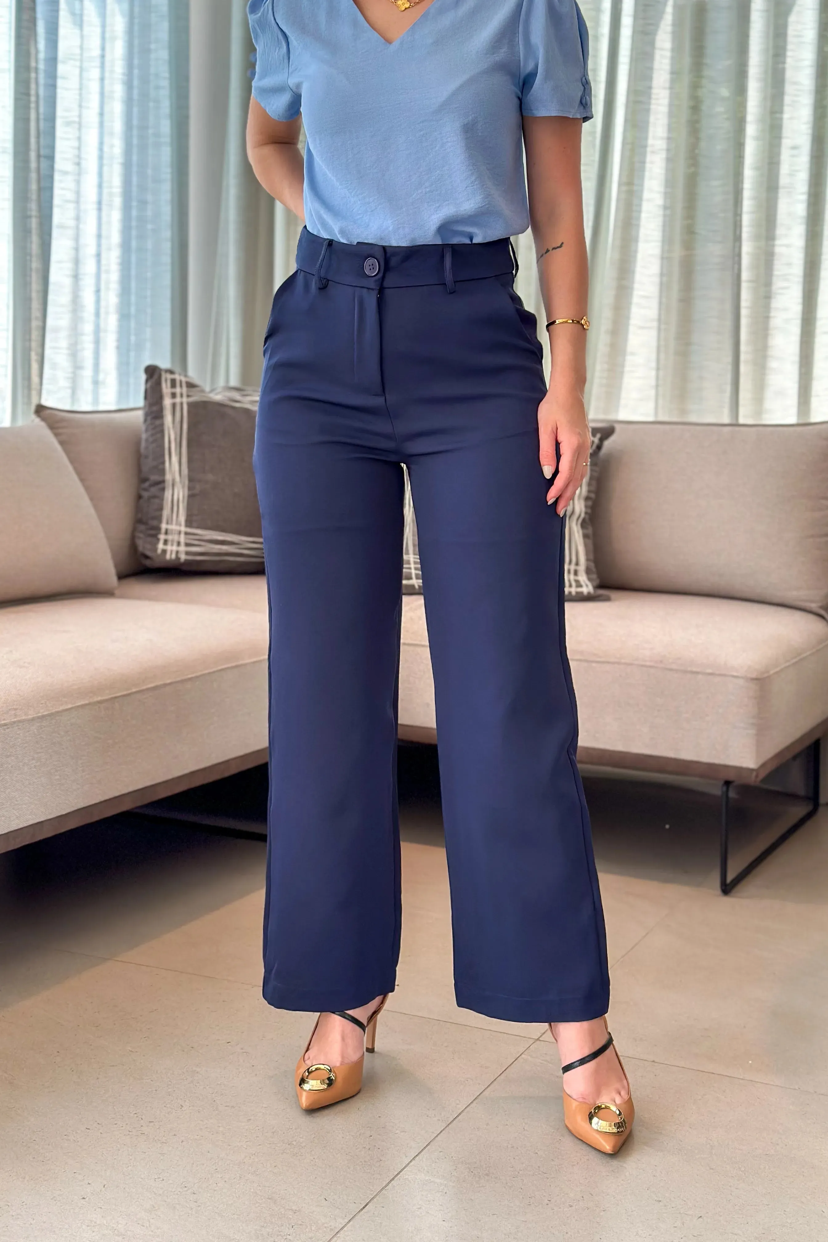 Calça Pantalona Corte Reto Maitê Azul Marinho