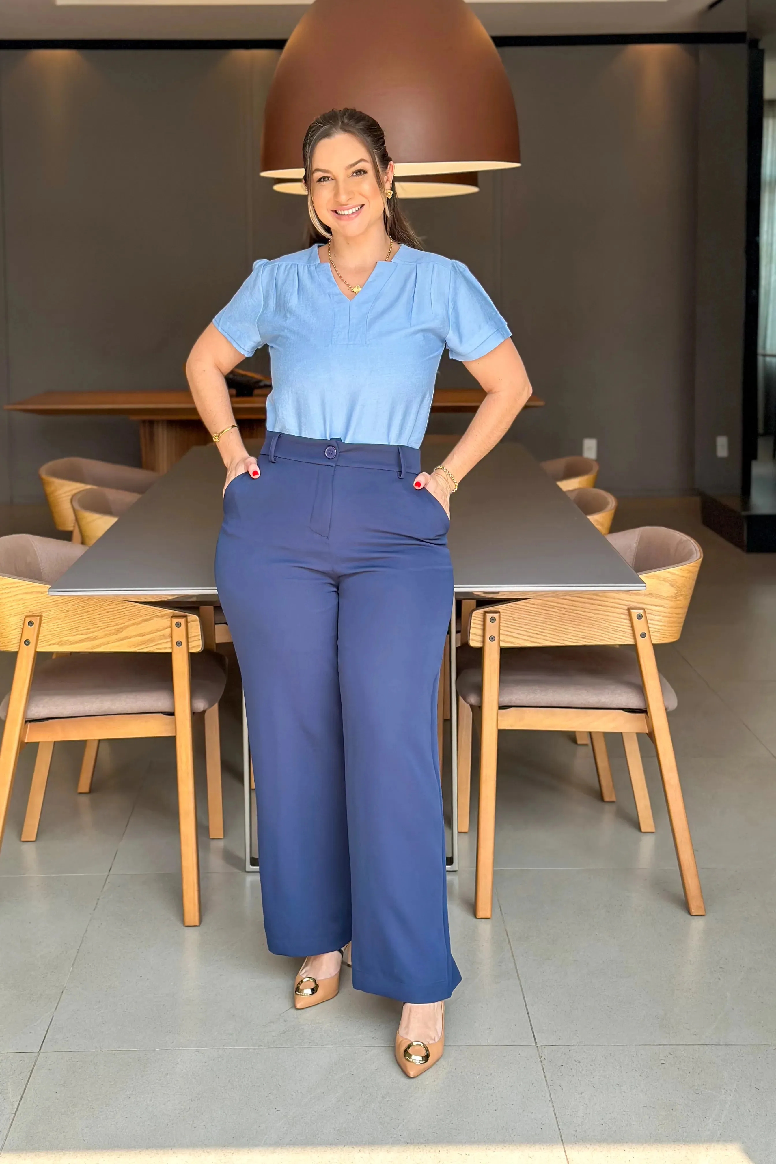 Calça Pantalona Corte Reto Maitê Azul Marinho