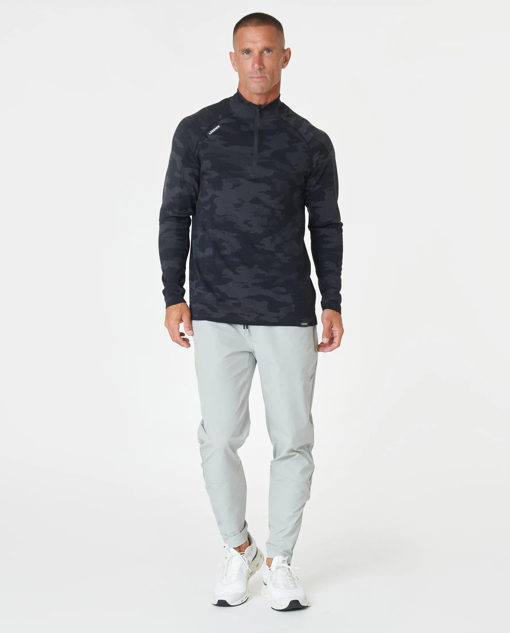 Dash Quarter Zip Black Camo