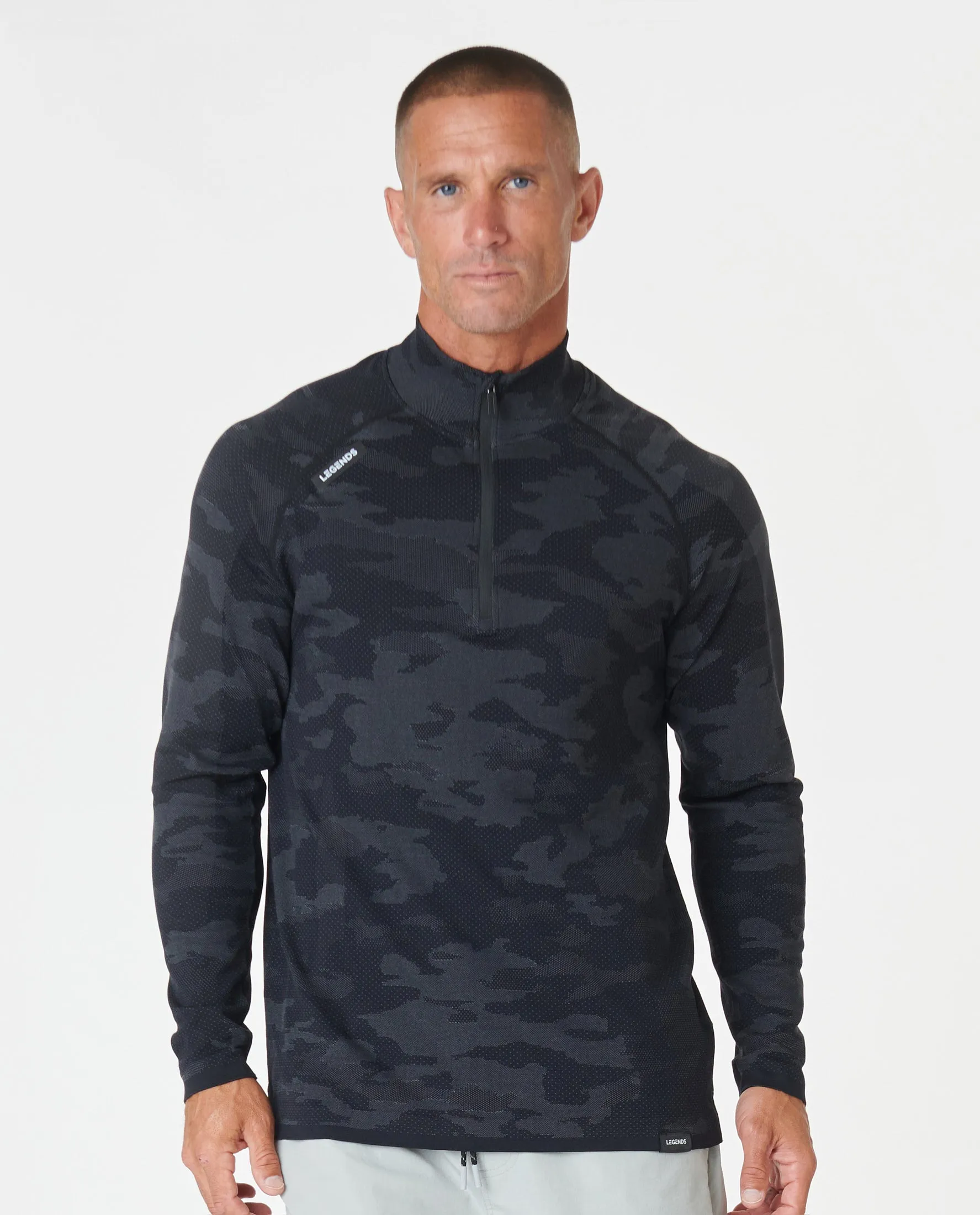 Dash Quarter Zip Black Camo