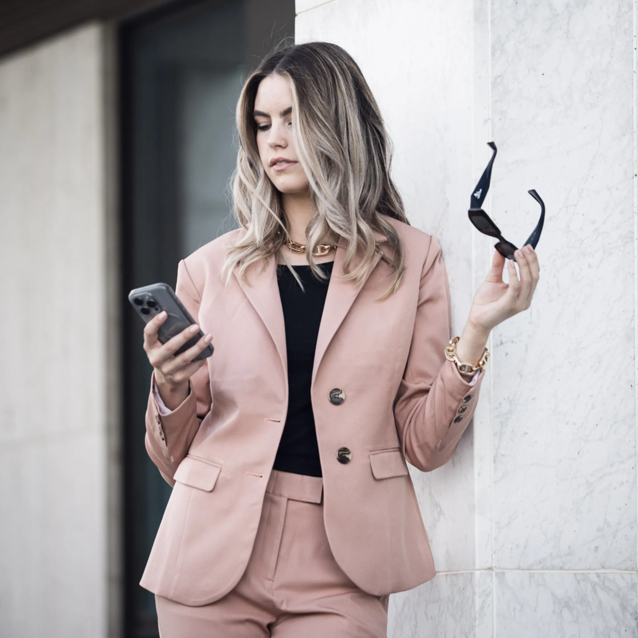 Rose Confidence Blazer